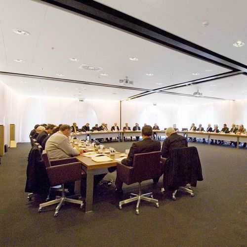 Faux-plafond en laine de verre - MASTER™ DS - Saint-Gobain Ecophon - en dalles / pour bureau / pour salle de conférence
