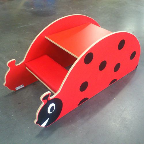 Ensemble table et bancs contemporain - BOIS-1.2 - Modugame - MG Sport - en bois / pour enfant / d'intérieur