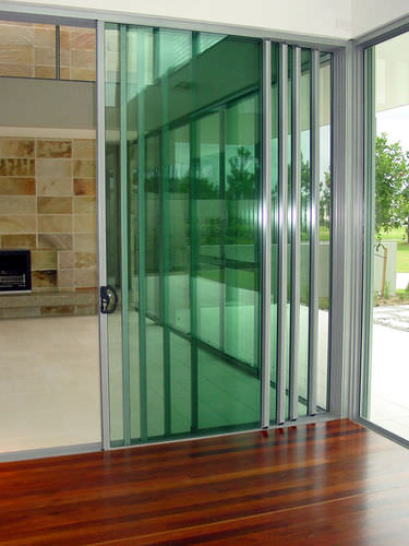 Baie vitrée coulissante - MULTI-TRACK - Wintec Aluminium Windows & Doors Australia Pty Ltd - en aluminium / à double vitrage