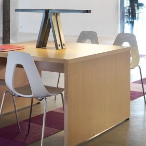 Table de travail contemporaine - MAGISTEO - DPC - en bois / avec piètement en bois / carrée