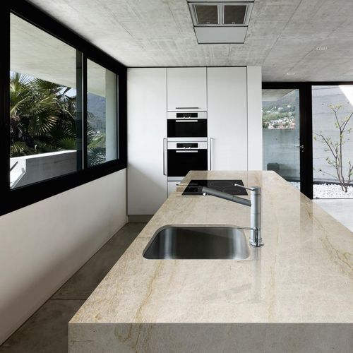 Plan de travail en composite quartz - NATURAMIA® : PERLA VENATA - Levantina - de cuisine / de salle de bain / blanc