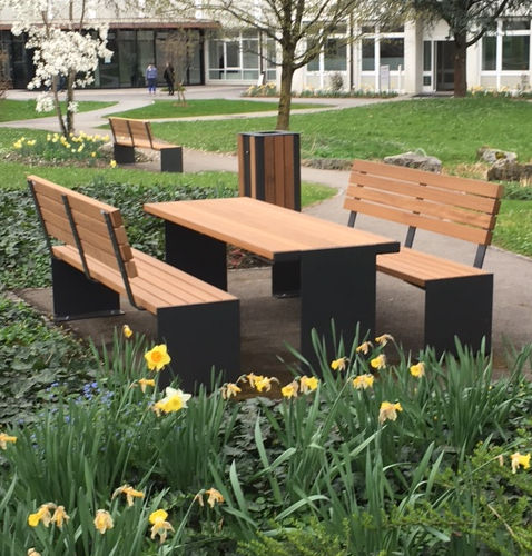 Banc public contemporain - ARON  - Euroform K. Winkler GmbH - en bois de feuillus / en acier galvanisé / en tôle d'acier