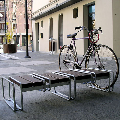 Range-vélo au sol - BASIC 196 - Euroform K. Winkler GmbH - pour espace public / en métal / en bois