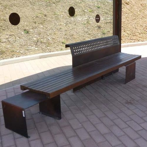 Banc public contemporain - LINEA - Euroform K. Winkler GmbH - en bois de feuillus / en acier galvanisé / en tôle d'acier