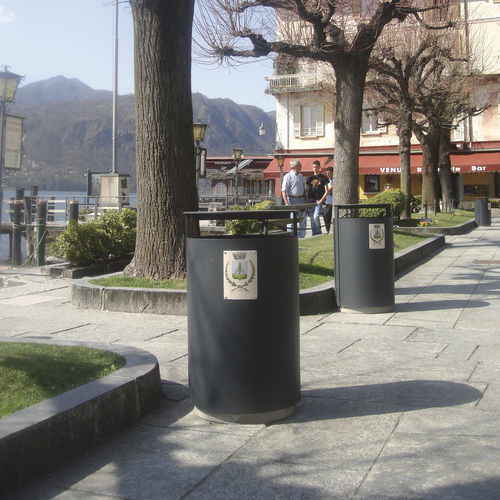 Poubelle publique - SIMPLE+ - Euroform K. Winkler GmbH - en acier galvanisé / avec cendrier intégré / avec couvercle