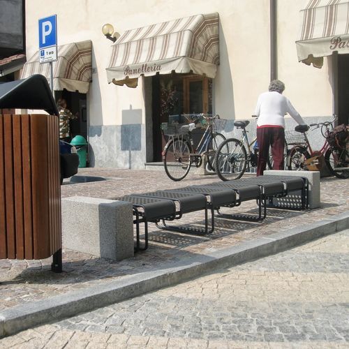 Range-vélo au sol - BASIC 196L - Euroform K. Winkler GmbH - pour espace public / en acier / en béton