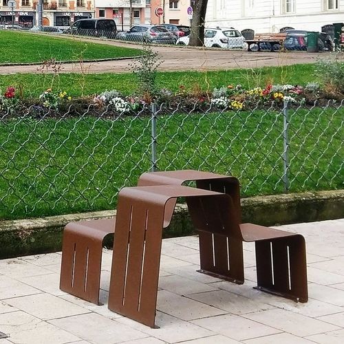 Banc public contemporain - CRYOU - Euroform K. Winkler GmbH - en acier galvanisé / en tôle d'acier / sans dossier
