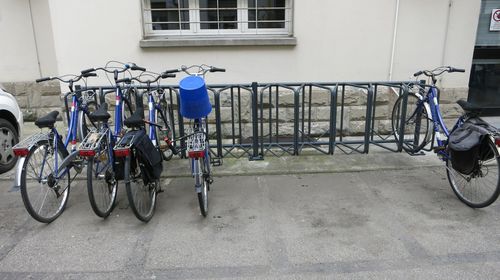 Range-vélo au sol - WING - Euroform K. Winkler GmbH - sécurisé / pour espace public / en acier galvanisé