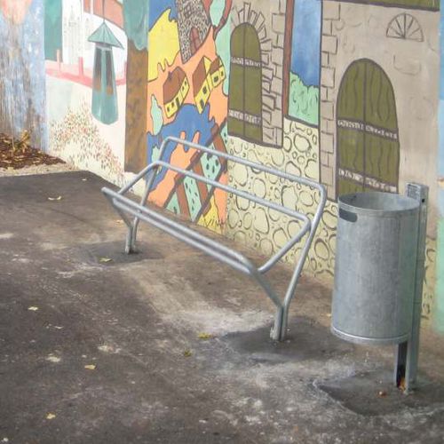 Banc public contemporain - FUNBANK - Euroform K. Winkler GmbH - en acier galvanisé / en acier / avec dossier