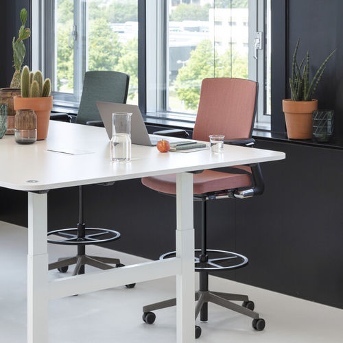 Chaise contemporaine - 2020 WORK - Ahrend - d'intérieur / en métal / à hauteur réglable