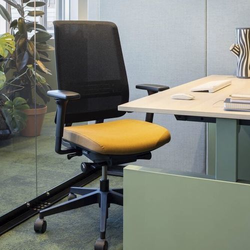 Chaise contemporaine - EASE - Ahrend - d'intérieur / en tissu / aluminium