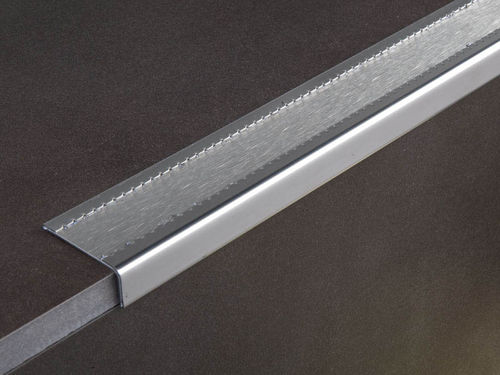 Nez de marche en inox - NOVOPELDAÑO® ELEGANCE - EMAC - antidérapant