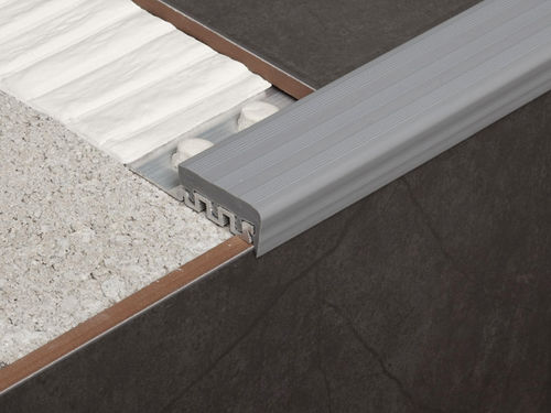 Nez de marche en PVC - NOVOPELDAÑO® 1 - EMAC
