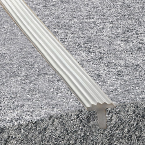 Profilé de transition en aluminium - NOVOSTRIP - EMAC - pour carrelage