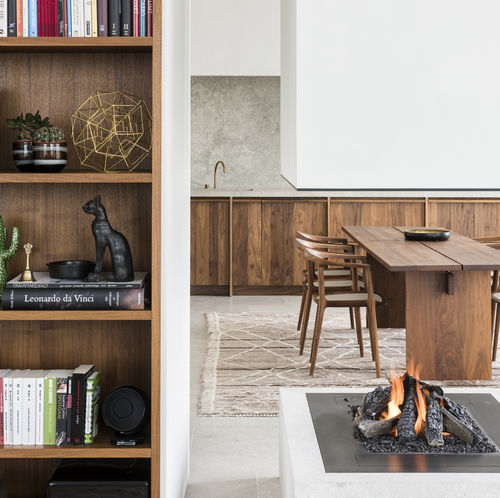Cheminée à gaz - URBAN MF G 4S BESPOKE - Metalfire Architectural fireplaces - au sol / sur pied / centrale