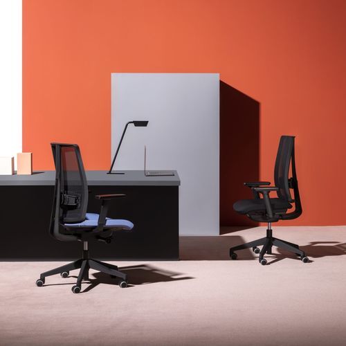 Chaise de bureau contemporaine - SWITCH - LUXY - d'intérieur / en tissu / avec piètement en métal