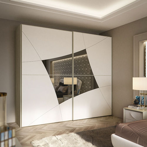 Armoire contemporaine - DALÌ - GIESSEGI - en bois laqué / en orme / à porte coulissante