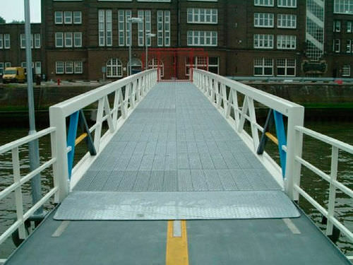 Pont en aluminium - Janson Bridging - piétonnièr