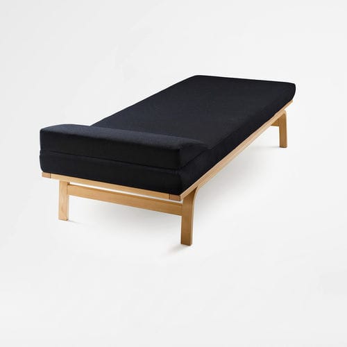 Lit de jour contemporain - KINNARPS - en tissu / d'intérieur / professionnel