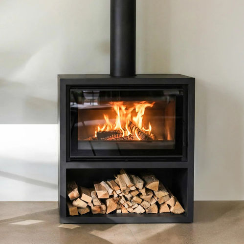 Poêle à bois - AERA URBAN - Rüegg Cheminée Schweiz AG - 8 kW / multicombustible / à poser