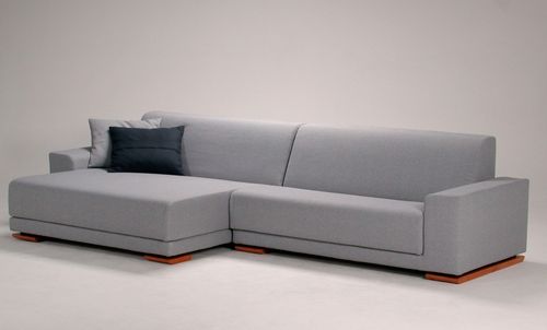 Canapé d'angle - JUUN - mminterier - contemporain / en tissu / en cuir