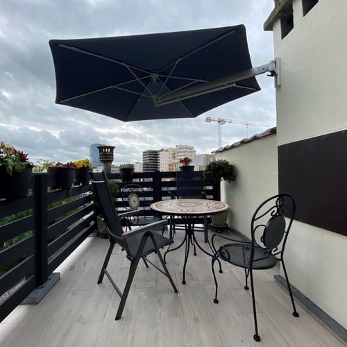 Parasol rond - P4 - PROSTOR - orientable / télescopique / mural