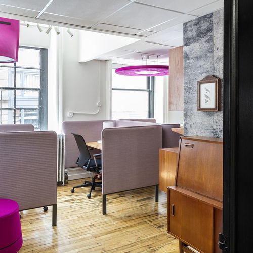 Bureau pour open space - BUZZITEMP - BuzziSpace - sur pied / contemporain / en chêne