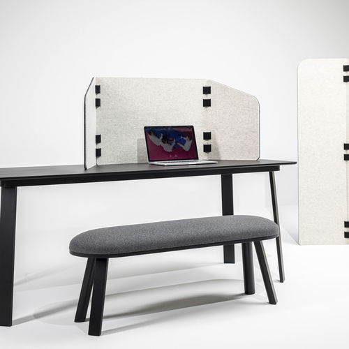 Séparateur de bureau sur bureau - BUZZITRIPL - BuzziSpace - au sol / auto-portant / en feutre