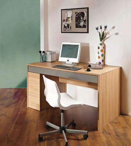Bureau contemporain - VOTE  - RÖHR-Bush - en bois / piétement en panneaux / pour enfant