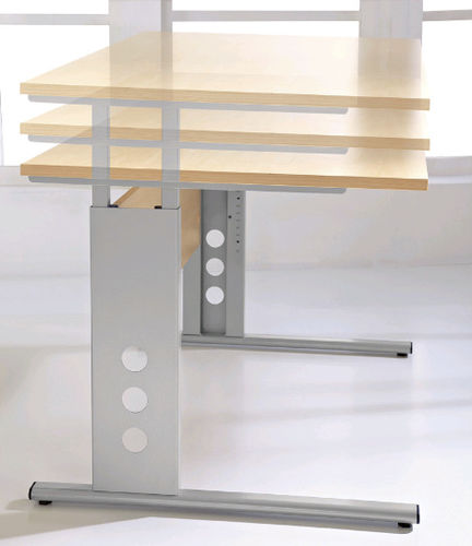 Bureau contemporain - BEAT - RÖHR-Bush - en bois / à hauteur réglable / pour enfant