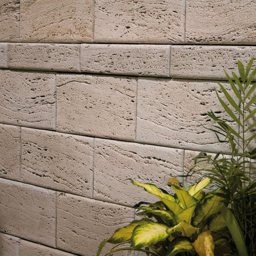 Revêtement mural pour intérieur - LISTELO TRAVERTINO OLIVILLO - Verniprens - pour l'extérieur / en béton / texturé