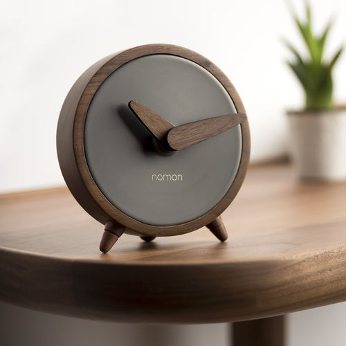 Horloge contemporaine - ATOMO SOBREMESA - NOMON - de table / analogique / en noyer