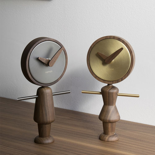 Horloge contemporaine - NENE &amp; NENA - NOMON - de table / sur pied / analogique