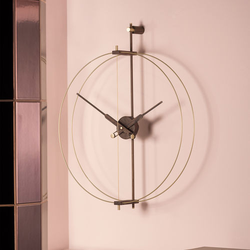 Horloge contemporaine - MINI BARCELONA PREMIUM - NOMON - murale / analogique / en noyer