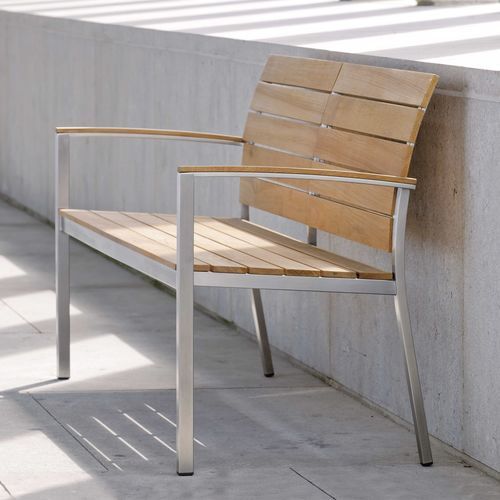 Banc de jardin contemporain - SAVONA - STERN MOEBEL - en teck / en acier inoxydable / avec dossier