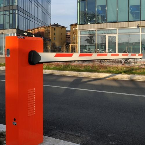Barrière de contrôle d'accès - 620 RAPID - FAAC - levante / en métal / pour espace public