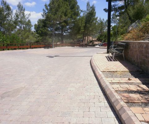 Bordure de jardin - MULTISTEP TEGULA® - Breinco - pour trottoir / pour aménagement paysager / en béton