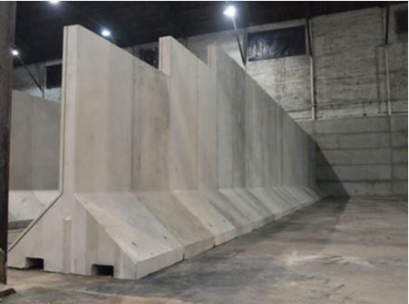 Mur en béton - RECYCLING BUNKER  - Thomas Armstrong - préfabriqué