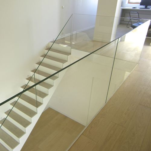 Garde-corps en verre trempé - RAILY - Trescalini - à panneaux en verre / d'intérieur / d'extérieur
