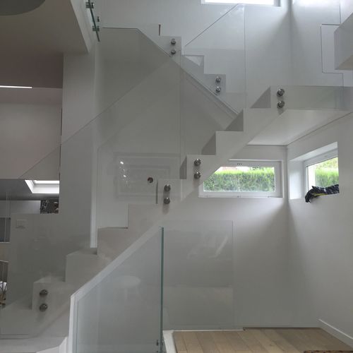 Garde-corps en verre trempé - GLASSY - Trescalini - à panneaux en verre / d'intérieur / d'extérieur