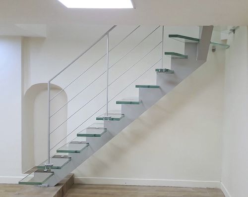 Escalier droit - MANHATTAN - Trescalini - quart tournant / demi-tournant / à marches en bois