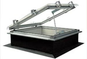 Coupole transparente en PMMA - BASSO FRANCO