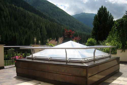 Dôme pour éclairage naturel en polycarbonate - DIAMANTE SERIES - CAODURO - en méthacrylate / pour toiture-terrasse / transparent