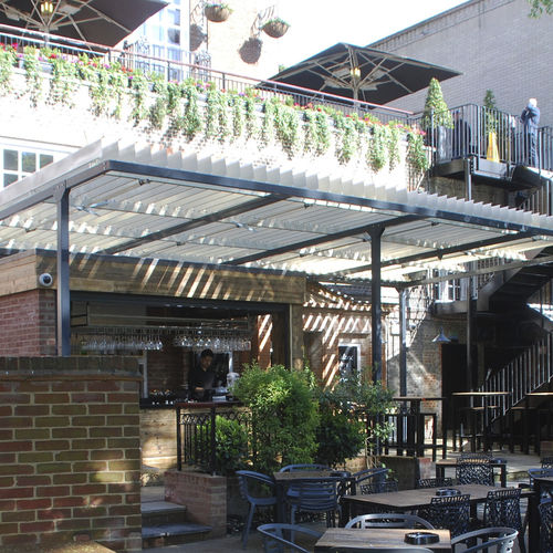 Pergola autoportée - COSPICON  SA - adossée / en aluminium / à lames orientables