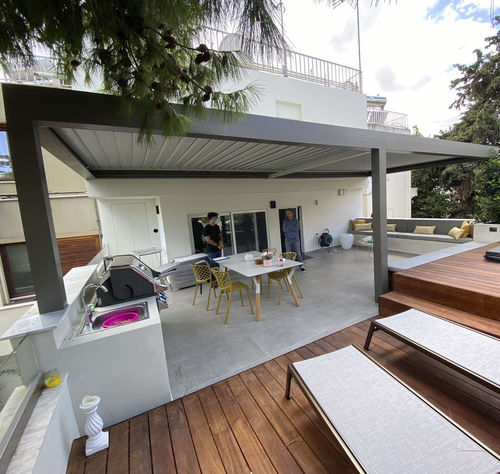 Pergola adossée - COSPICON  SA - en aluminium / à lames orientables / à lames brise soleil