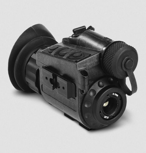 Caméra thermographique portable - BREACH PTQ136  - FLIR SYSTEMS - d'extérieur / infrarouge / couleur