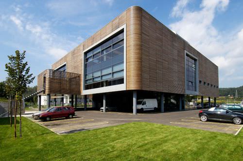 Bâtiment préfabriqué - SUNNY STUDIO - Riko Hiše - en bois / pour établissement médicalisé / contemporain