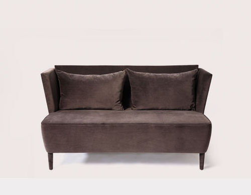 Canapé classique - MAGMA - HMD Furniture - en tissu / marron / en frêne