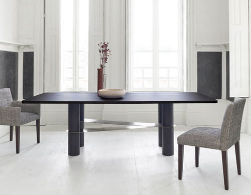 Table à manger contemporaine - PADDA - HMD Furniture - en chêne / en noyer / en MDF laqué