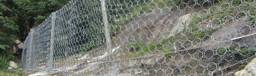 Barrière de protection - ATTENUATOR / HYBRID BARRIERS - Maccaferri - pare-pierres / fixe / en acier